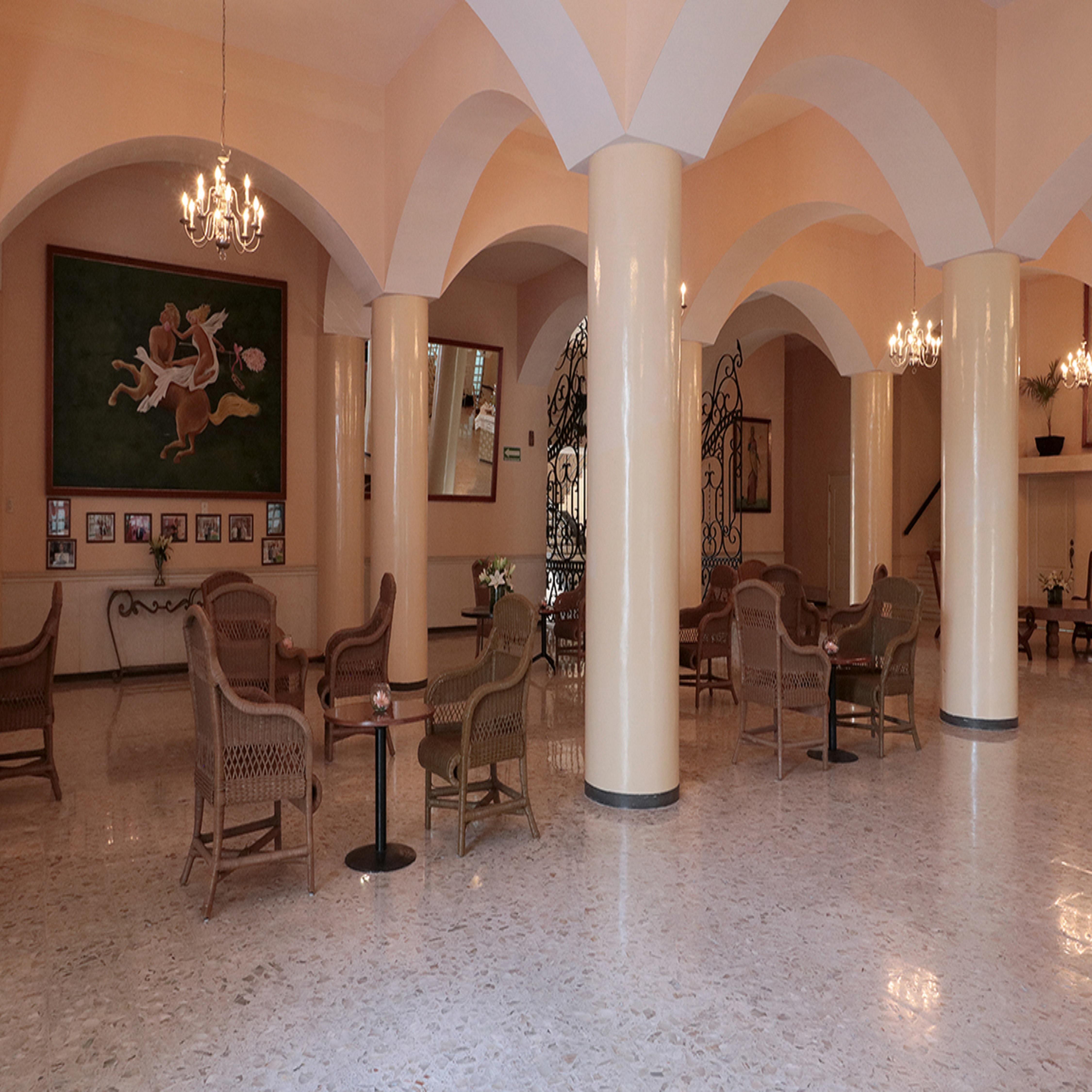 Mision Panamericana Hotel 4*