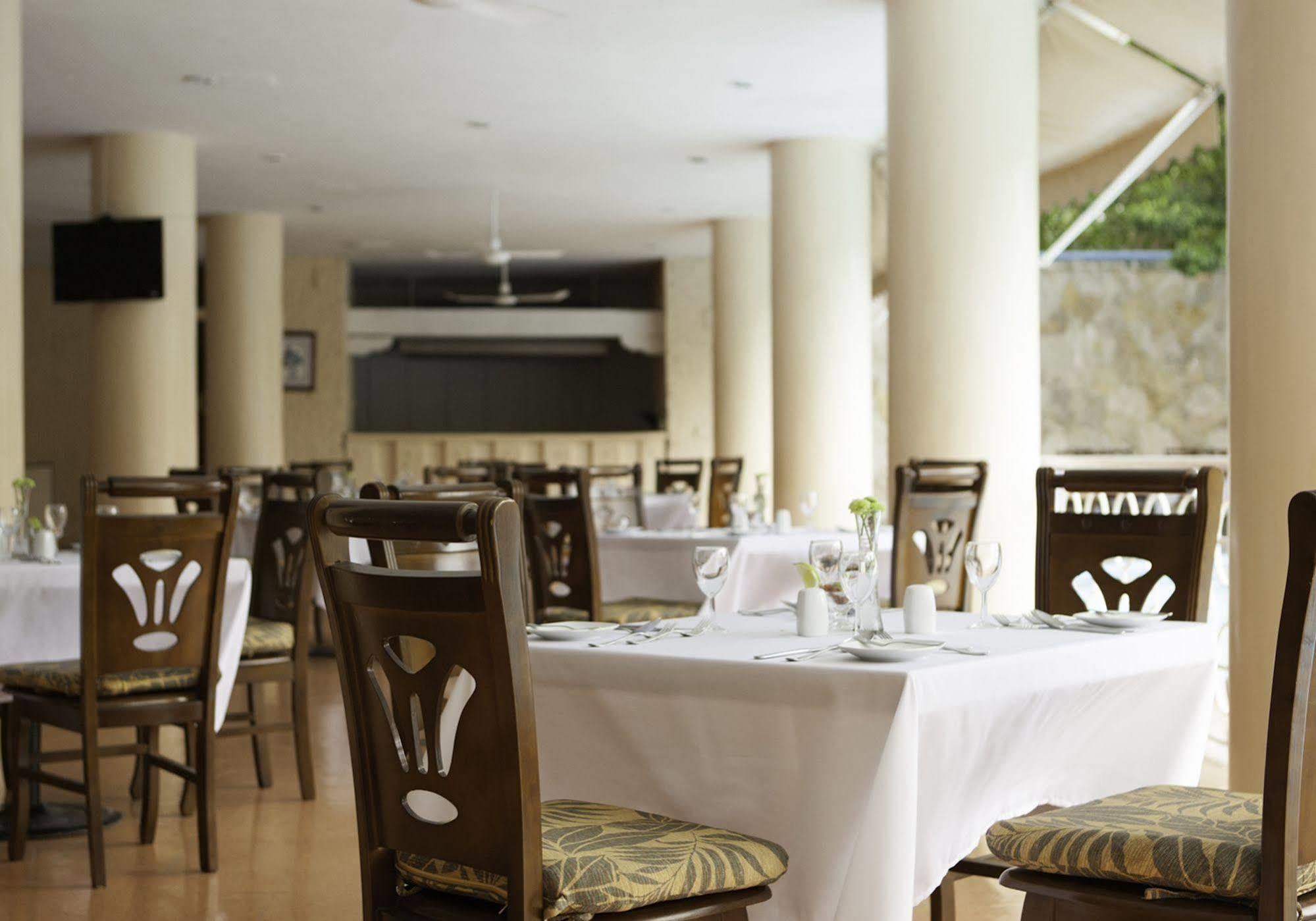 Mision Panamericana Hotel 4*